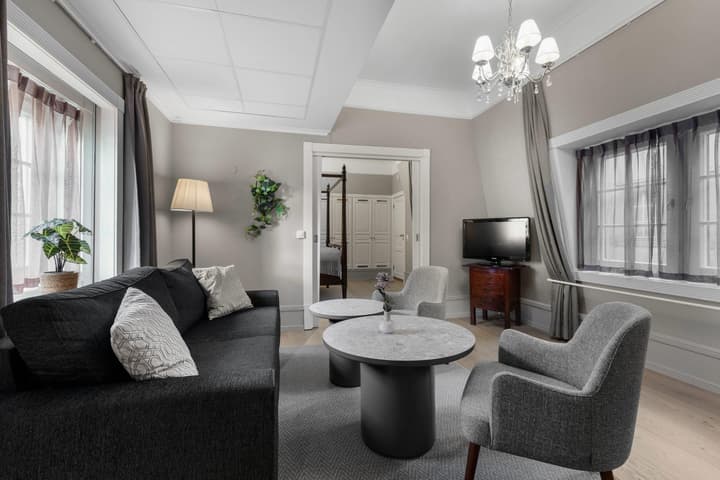 Home Hotel Bastion