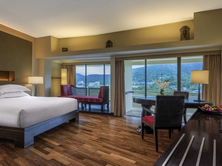 Pullman Phuket Karon Beach Resort