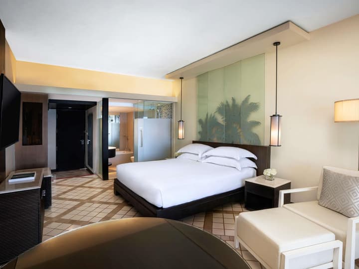 Pullman Phuket Karon Beach Resort