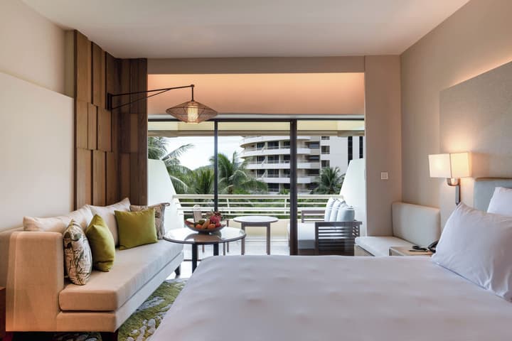Pullman Phuket Karon Beach Resort