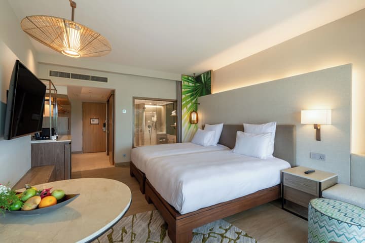 Pullman Phuket Karon Beach Resort