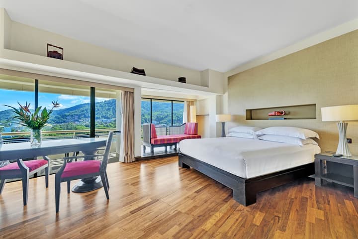 Pullman Phuket Karon Beach Resort