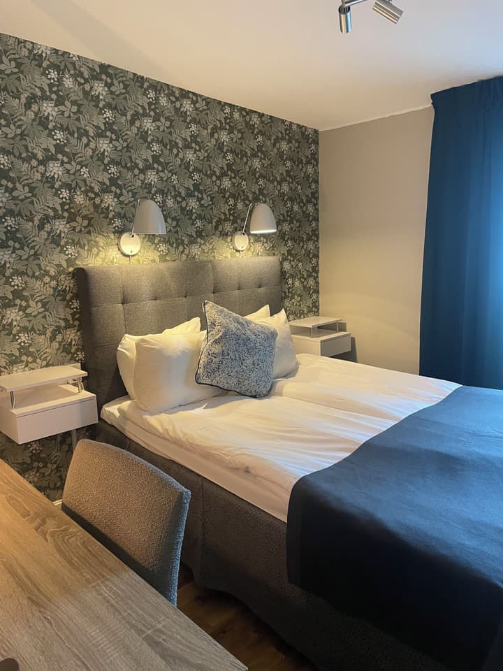 Home Hotel Plaza