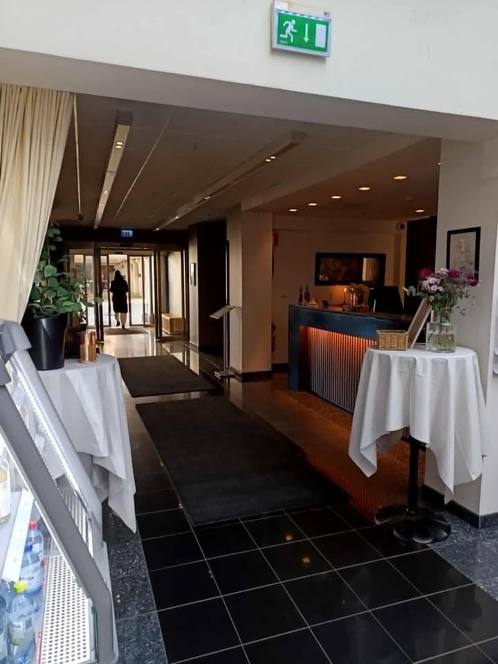 Home Hotel Plaza