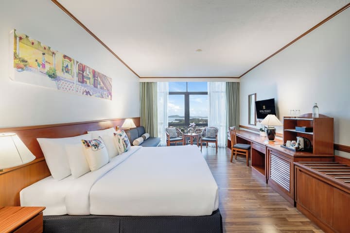 Royal Phuket City Hotel