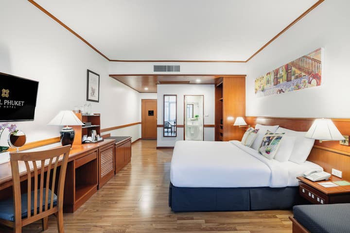 Royal Phuket City Hotel