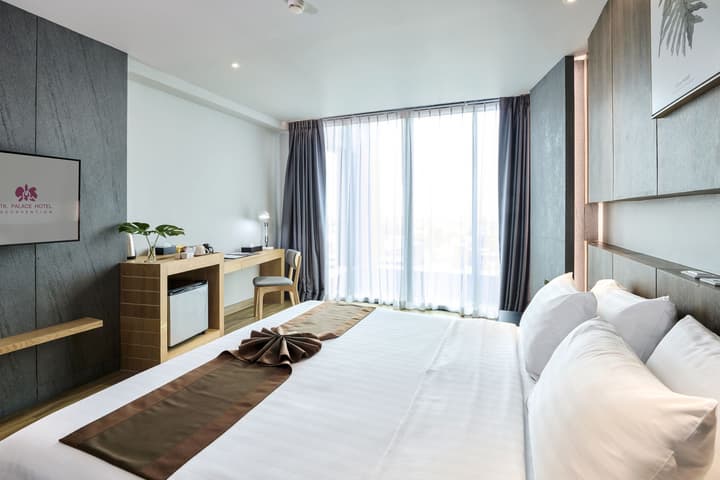 TK Palace Hotel & Convention