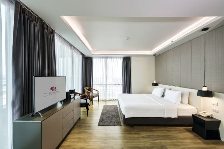 TK Palace Hotel & Convention