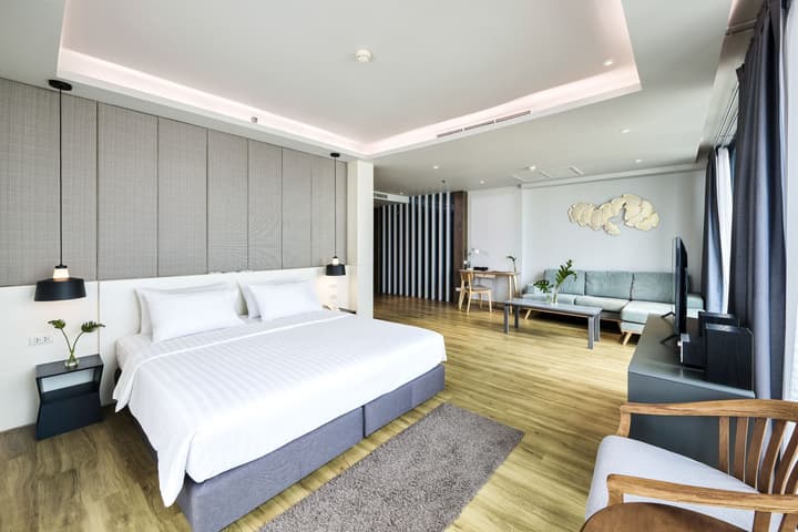 TK Palace Hotel & Convention