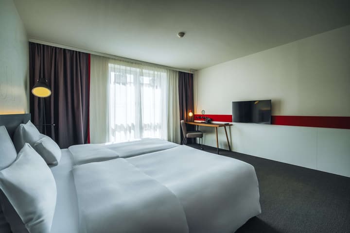 Hotel PULSE8