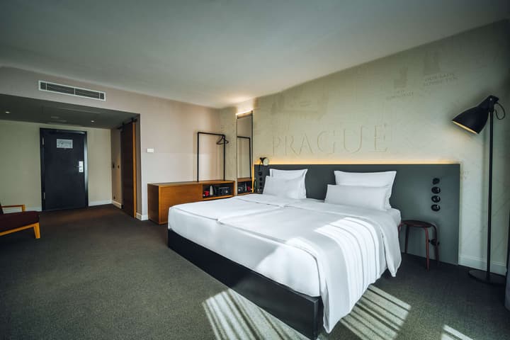 Hotel PULSE8