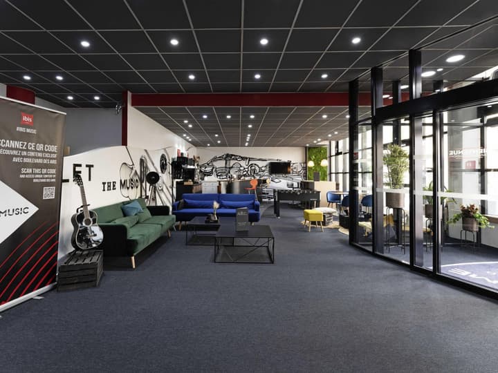 ibis Paris Pantin Eglise