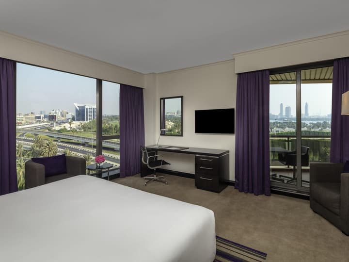 Pullman Dubai Creek City Centre