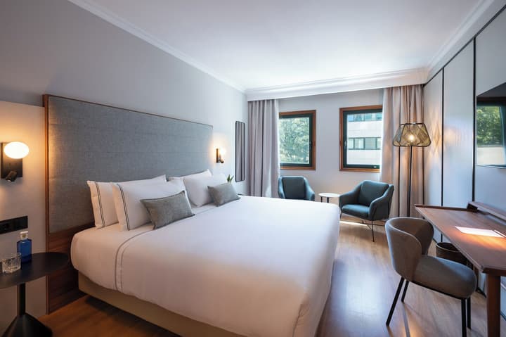 Hotel Santiago Plaza Affiliated by Meliá