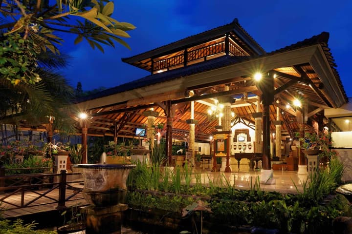 Legian Paradiso Hotel