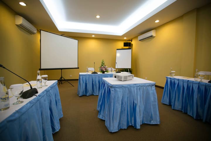 Legian Paradiso Hotel