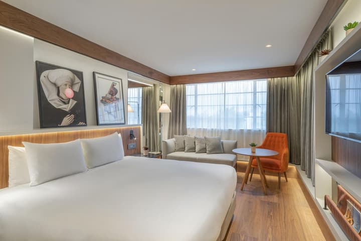 Melia White House Hotel