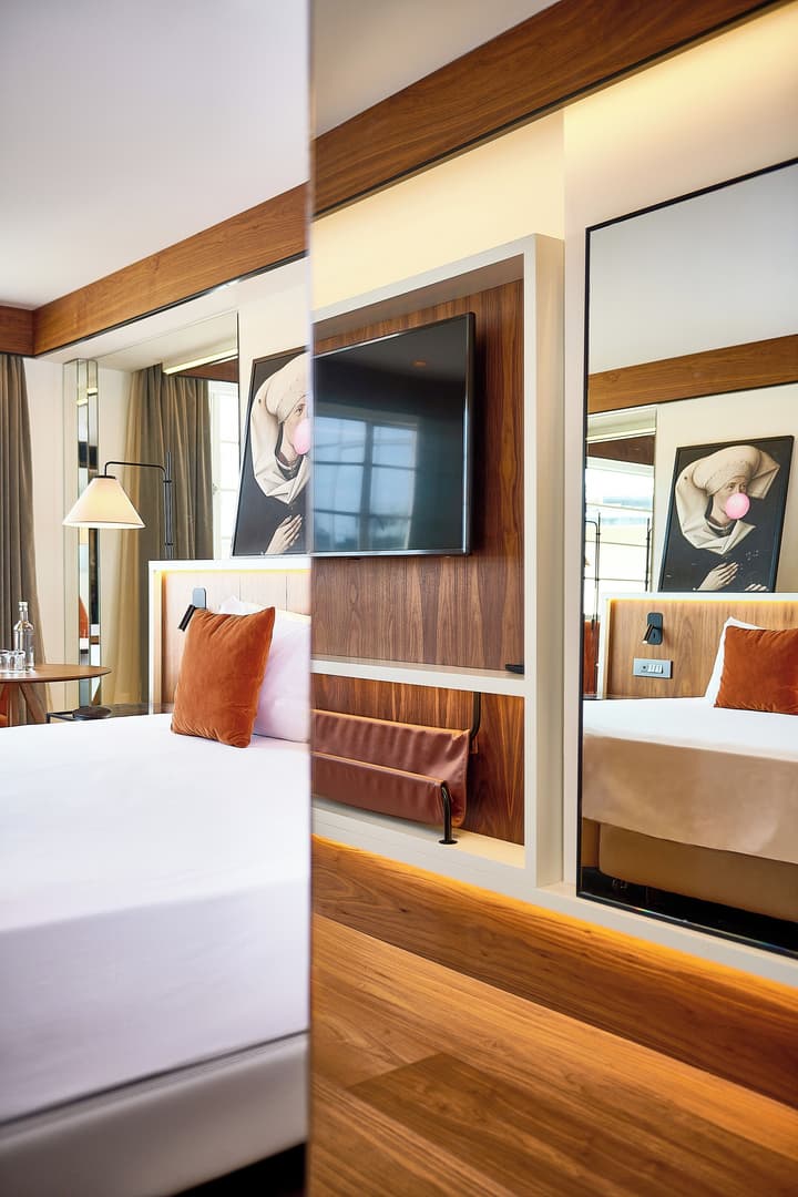 Melia White House Hotel
