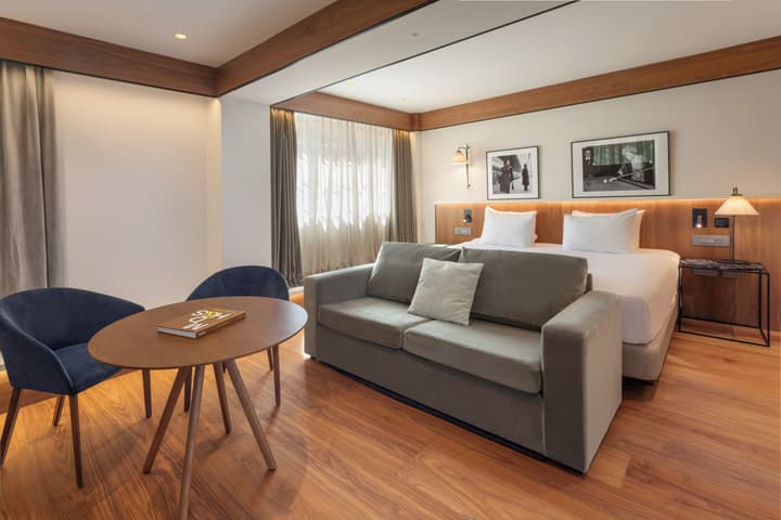 Melia White House Hotel