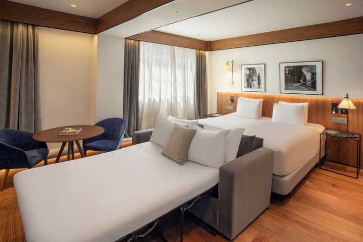 Melia White House Hotel