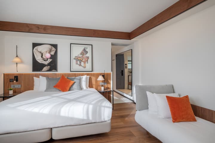 Melia White House Hotel