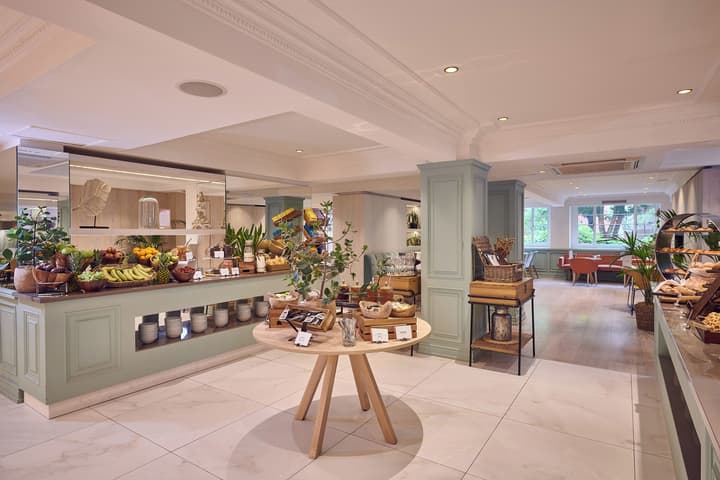 Melia White House Hotel