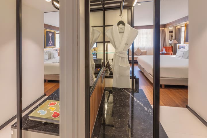 Melia White House Hotel