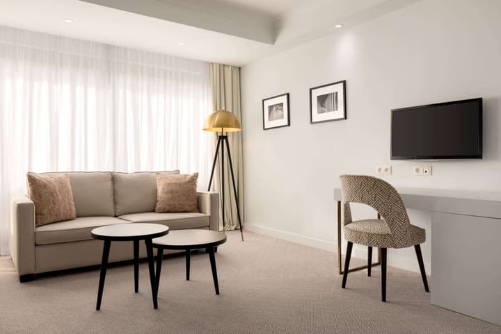 Hotel Avenue Louise Brussels - Trademark Collection by Wyndham