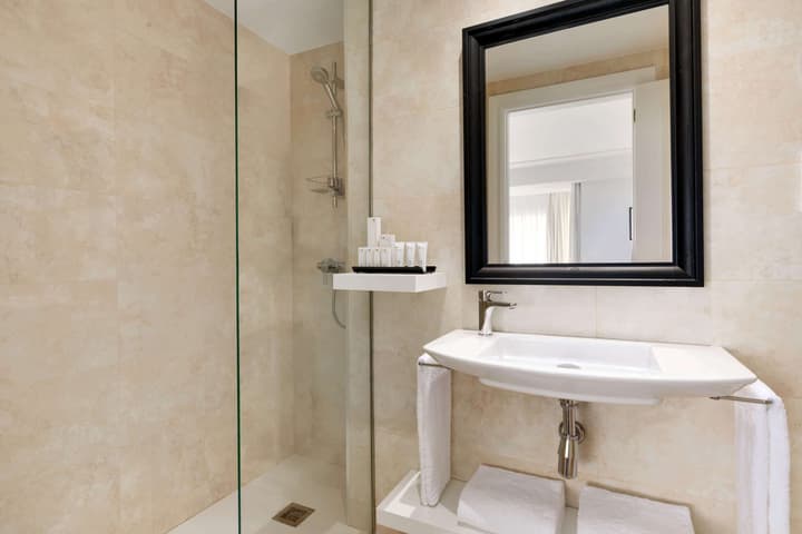 Hotel Avenue Louise Brussels - Trademark Collection by Wyndham
