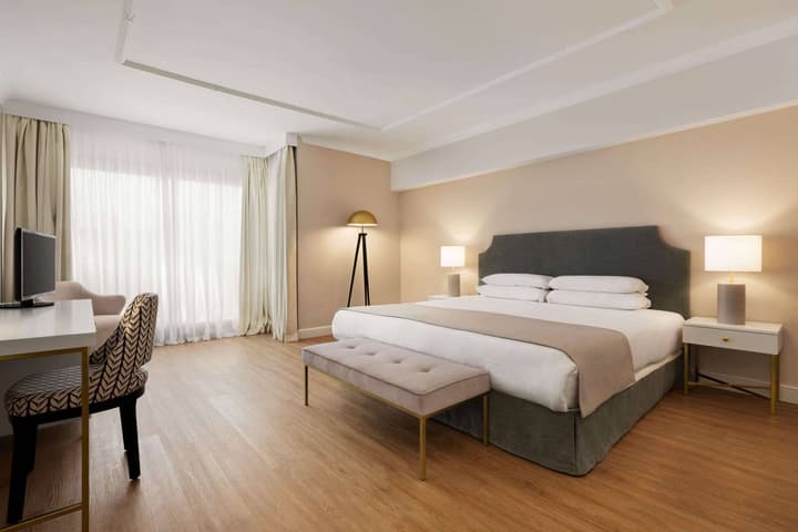 Hotel Avenue Louise Brussels - Trademark Collection by Wyndham