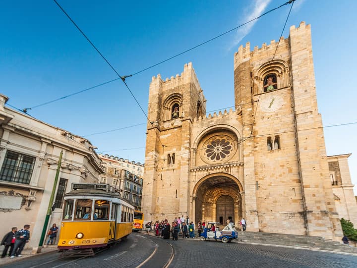 Legendary Lisboa Suites