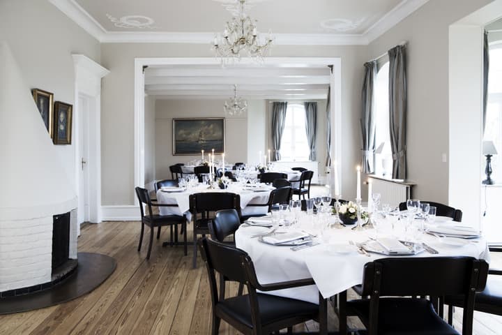 Skjalm Hvide Hotel