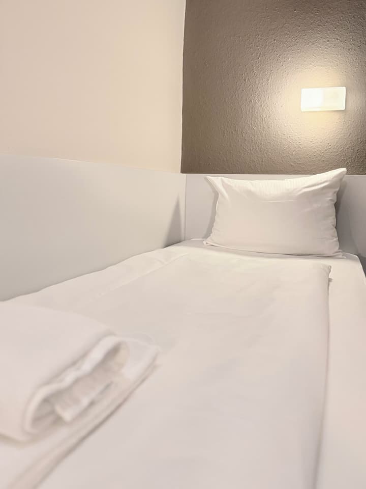 Colour Hotel