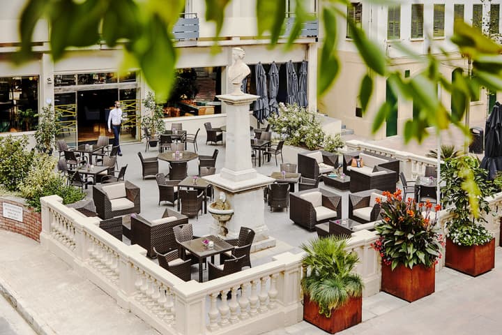 The Eliott Hotel
