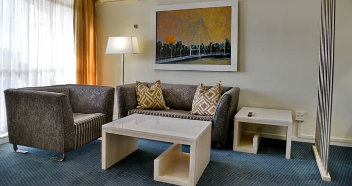 The Parktonian All Suite Hotel