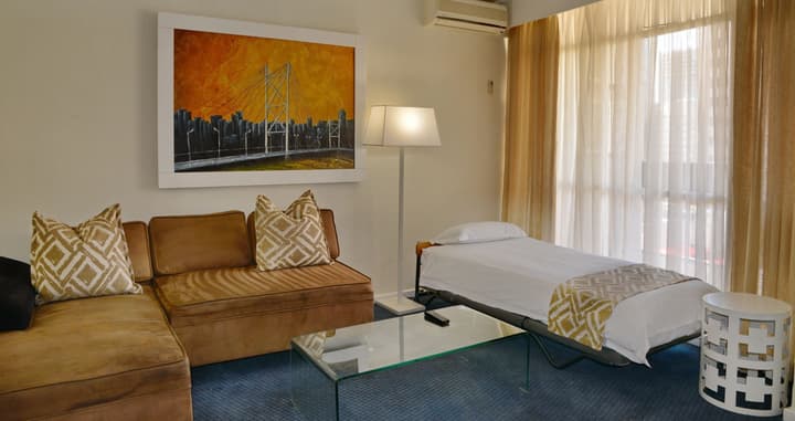 The Parktonian All Suite Hotel