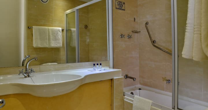 The Parktonian All Suite Hotel