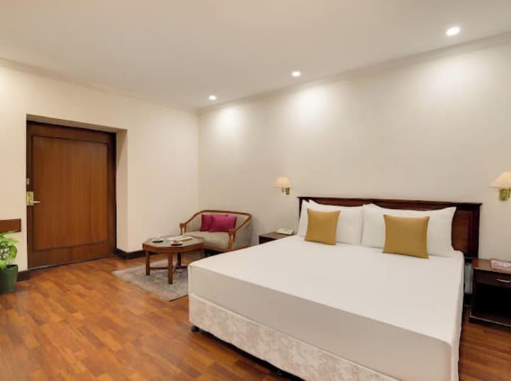 Ambassador, New Delhi - IHCL SeleQtions