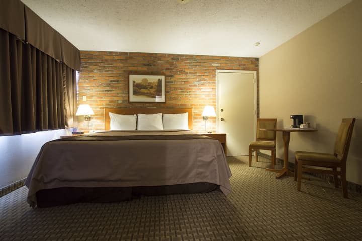 Travelodge by Wyndham Thunder Bay