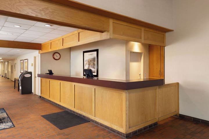 Travelodge by Wyndham Thunder Bay