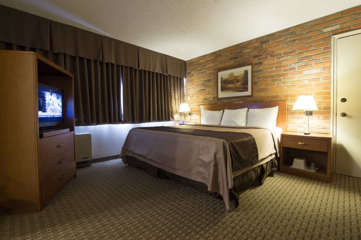 Travelodge by Wyndham Thunder Bay