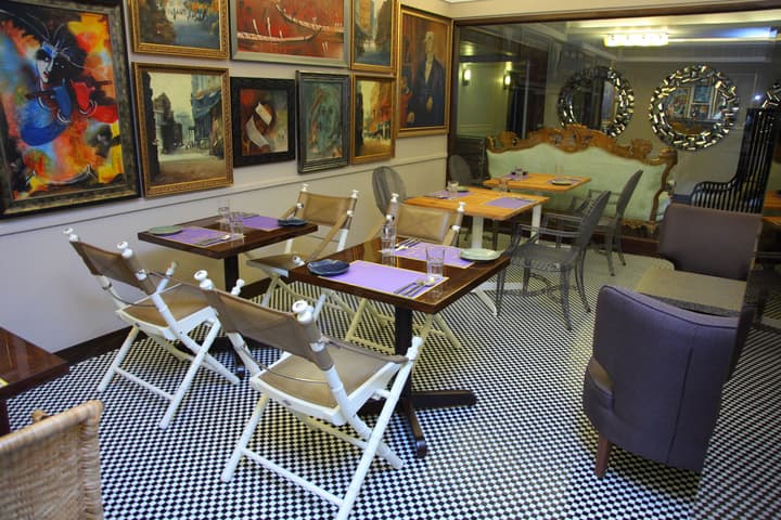 Hotel Diplomat