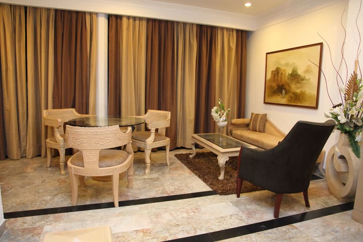 Hotel Diplomat