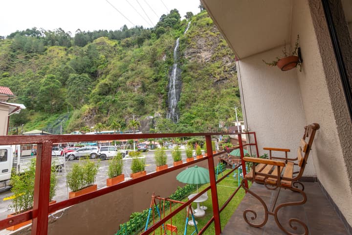 Sangay Spa Hotel