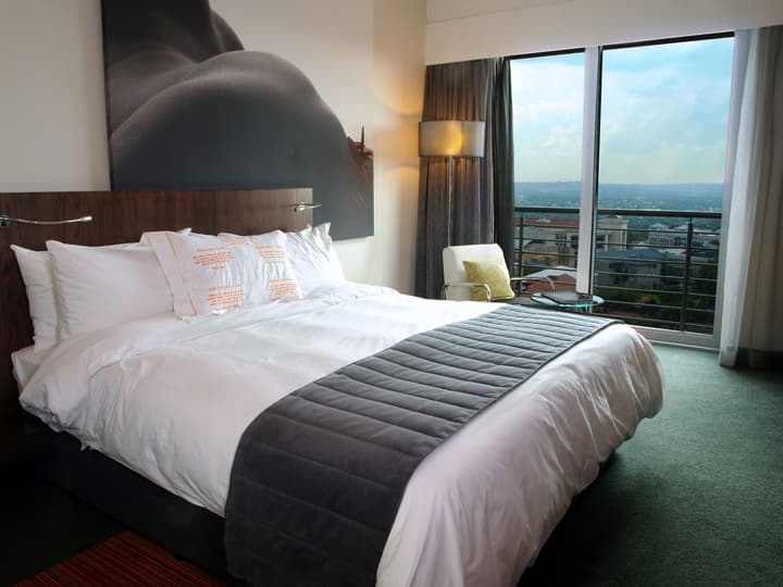 Southern Sun Rosebank