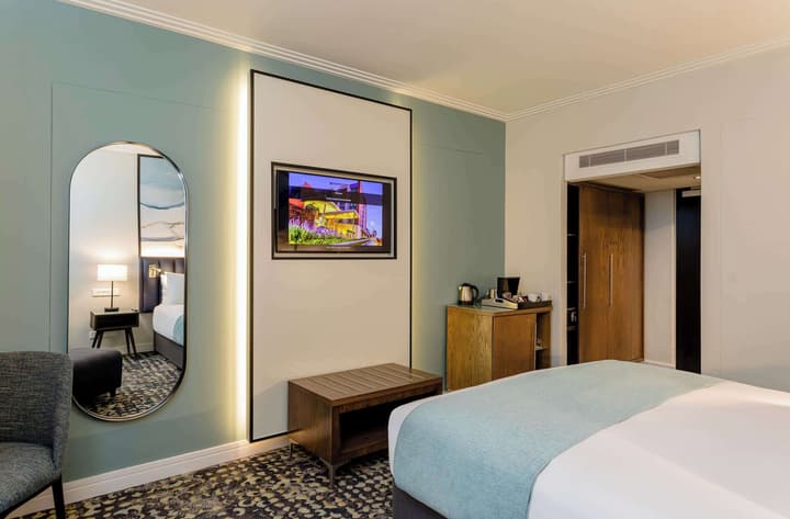 Southern Sun Rosebank