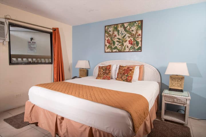 Bunker Hill Hotel