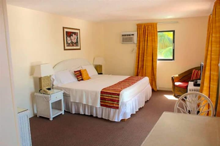 Bunker Hill Hotel