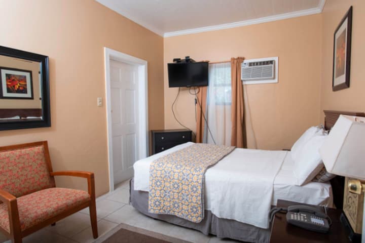 Bunker Hill Hotel