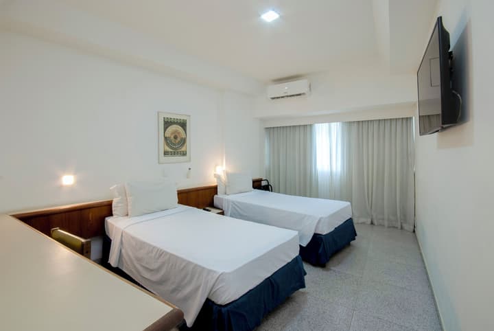 Hotel Bandeirantes